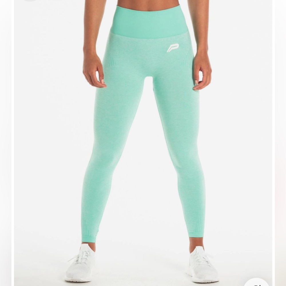 Pursue Fitness Sea Foam Teal Leggings